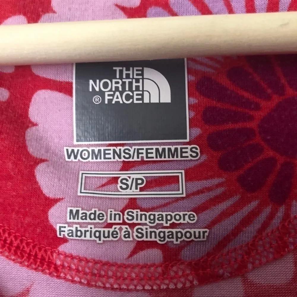 The Northface Floral Pink Short Sleeve Top - Picture 4 of 5